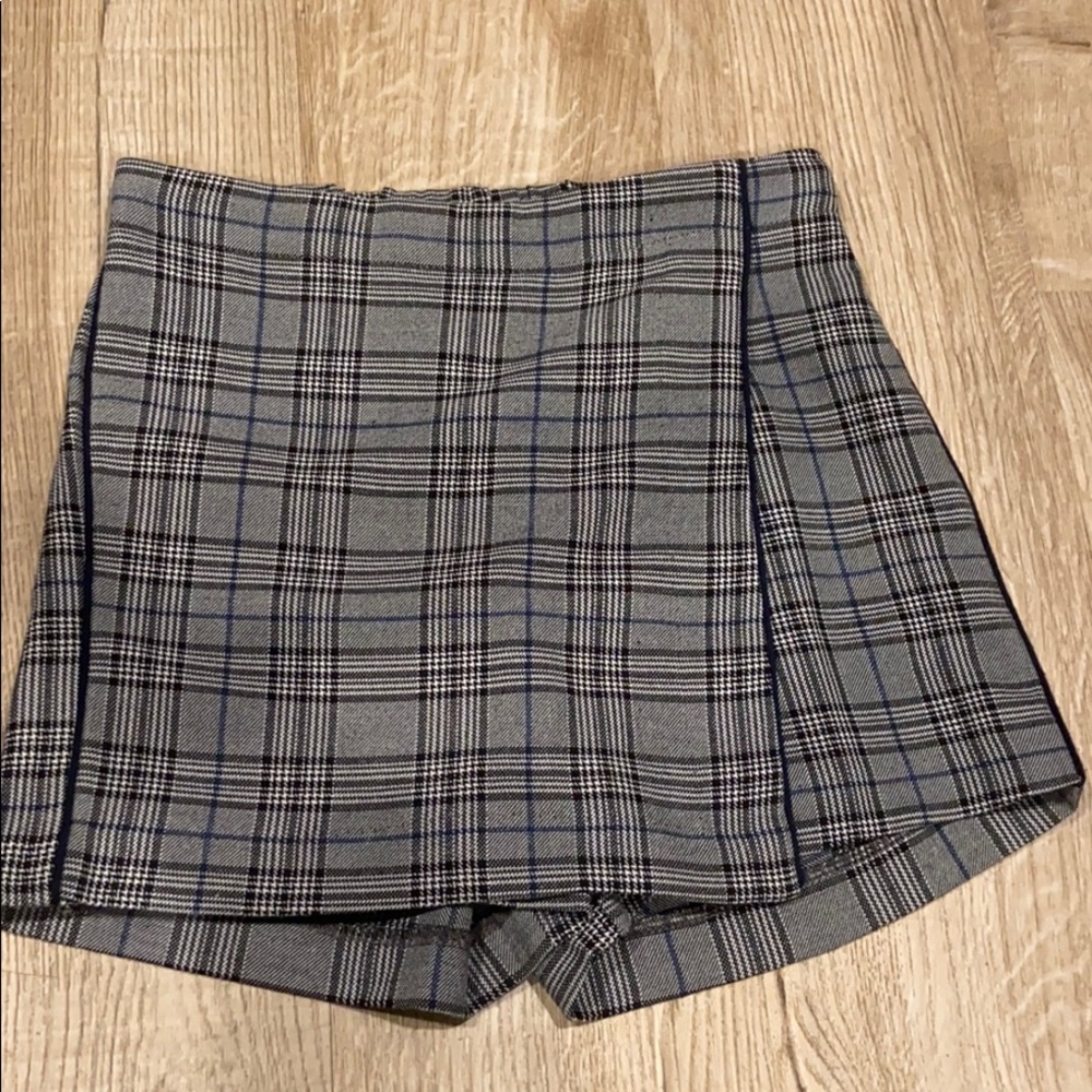 Plaid skirt